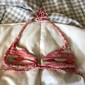 Frankie’s bikinis top